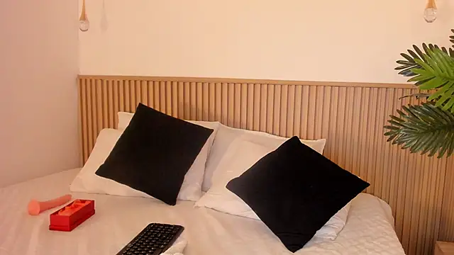 Samantha_Sra_ Adlı Modelin Canlı XXX Sohbeti