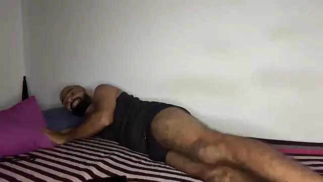 Živý XXX chat DesiDaddyandSon