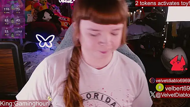 VelvetDiablo's Webcam Show