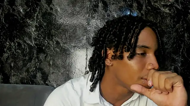axel_silva4's Live XXX Chat