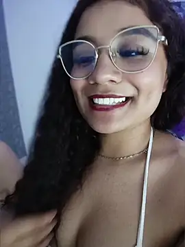 Show modela KITTY914 na web-kameri