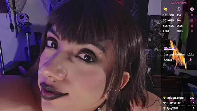agathaaiko6 élő XXX-chatje