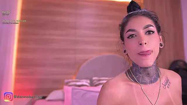 danna_berlin_'s Live XXX Chat