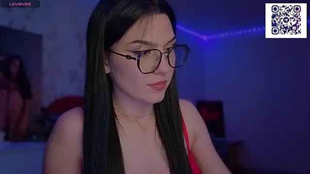 kara_liffe's Live XXX Chat