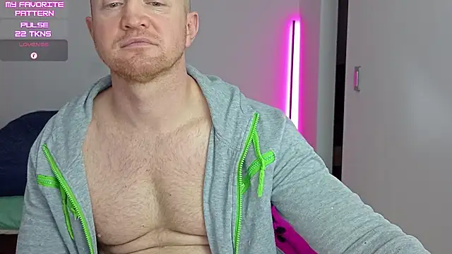 Pokazy przed kamerką – kevintyler69