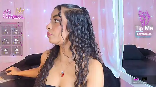 SunnyGilmoree's Live XXX Chat