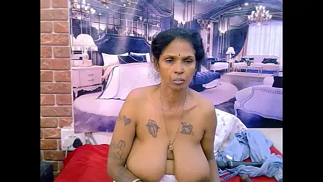 IndianVanya4u2un Live XXX chat