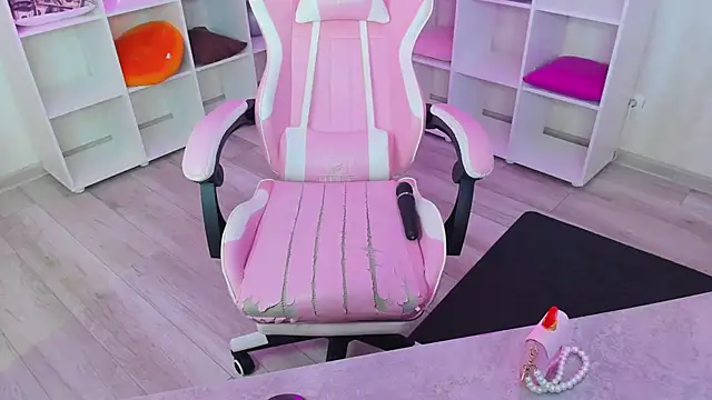 عرض كام Golden__Whisper