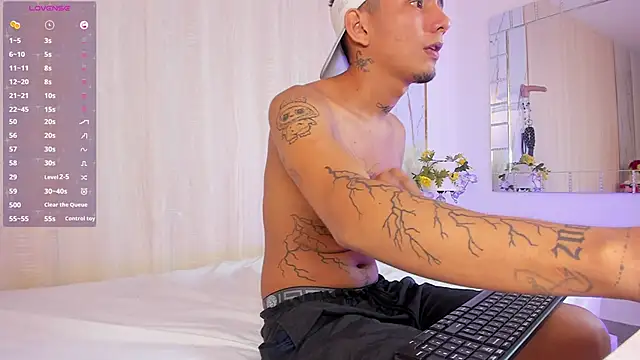 NoTopNoBot's Live XXX Chat