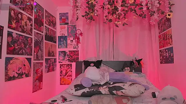 MissCurvyTop Adlı Modelin Canlı XXX Sohbeti