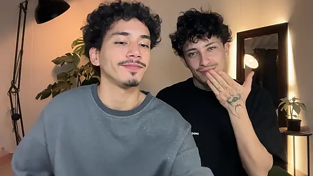 Noah_and_Steven লাইভ XXX চ্যাট