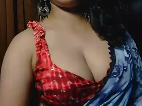 Show modela HOT-PAYAL na web-kameri