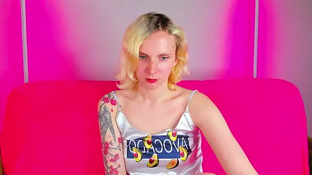 LikiLips live XXX chat