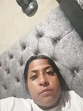 Živý XXX chat Giselabrunette25