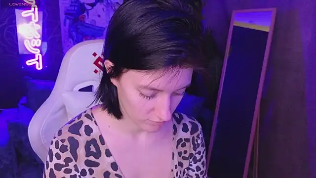 Chat XXX en directo de roxy_riot_