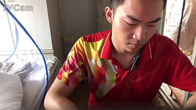 dyjdddttj 现场XXX聊天