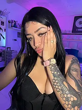 lucianaroy 라이브 XXX 채팅