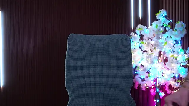 xxforyoureyesonlyxx's Live XXX Chat