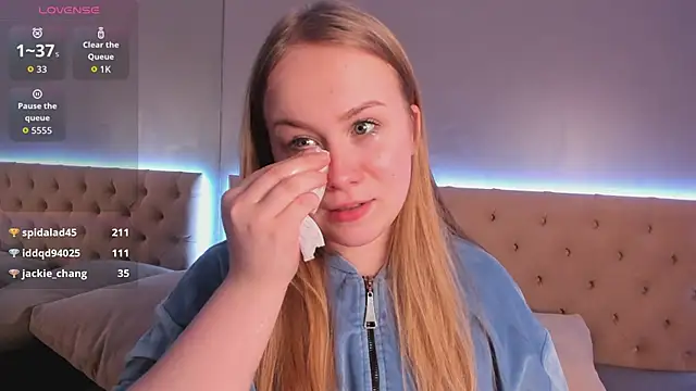 Chat XXX en directo de stacy_moorex