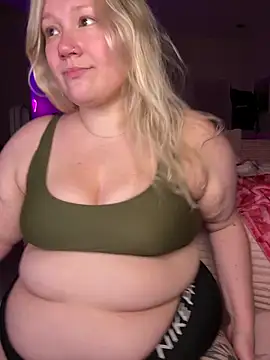Chat XXX en directo de PiggyRose