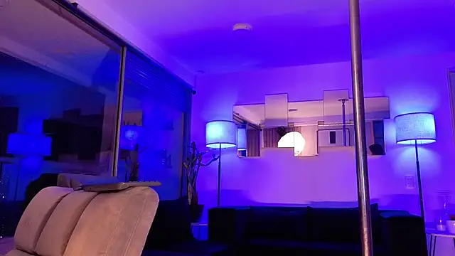 Chat +18 de mandi4pole_ ao vivo