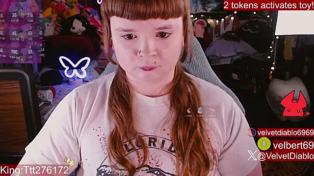 VelvetDiablo's Live XXX Chat