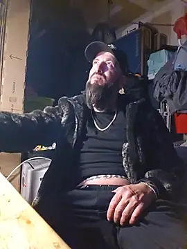 Beardedtattood – Naživo XXX chat