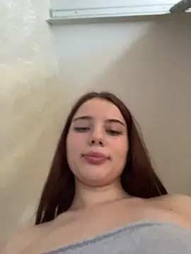 Czat XXX na żywo – Immy_Megan