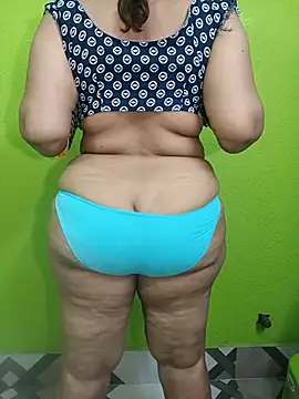 priya_curvy Chat XXX in diretta