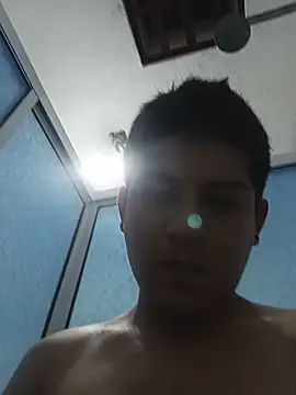 Show modela angeltbb11 na web-kameri