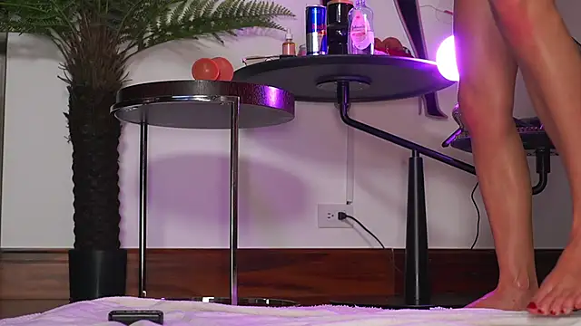 Katyerave's Webcam Show