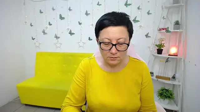 EmilyL0ve – Naživo XXX chat