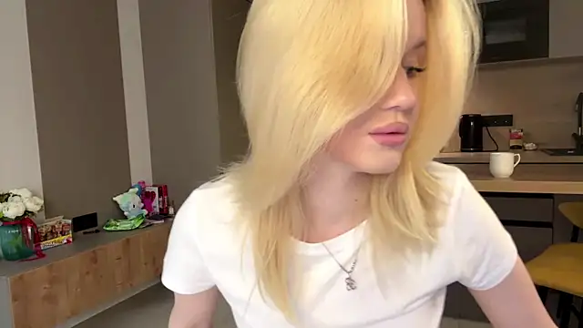 moonavelle Live XXX Chat
