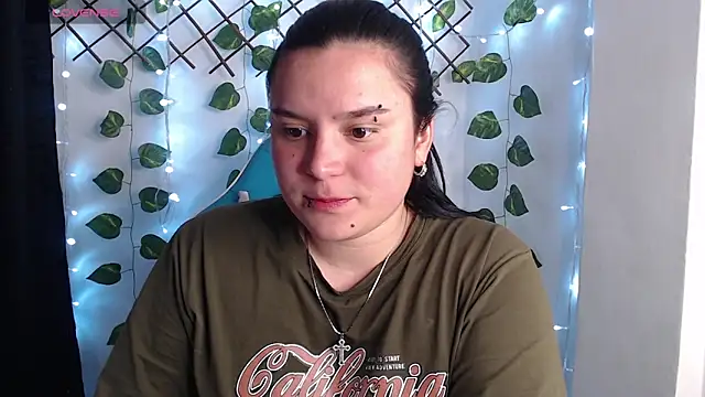 Nika_1_ Chat XXX in diretta