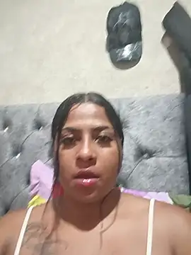 Chat +18 de Giselabrunette25 ao vivo