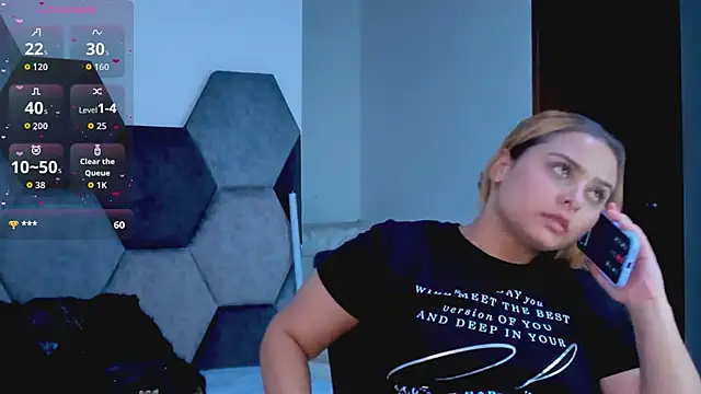 Chat +18 de MikaelaStone ao vivo