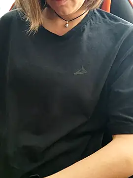 Živý XXX chat Aashikalaa