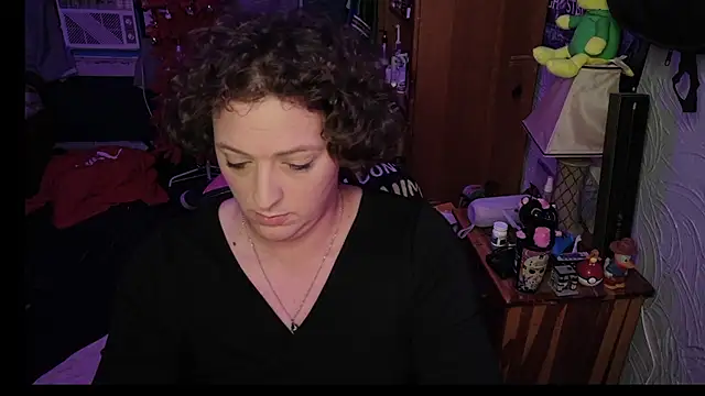 Abagail_soft Show in webcam