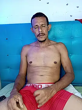 El_junior21 élő XXX-chatje
