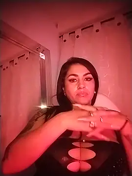 chelaqueen_ élő XXX-chatje