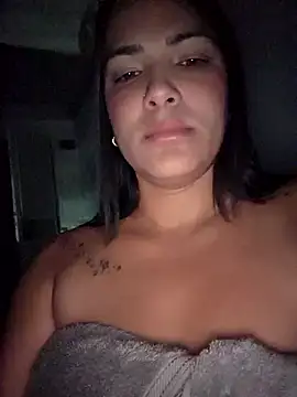 XXX chat uživo modela camiysebas21