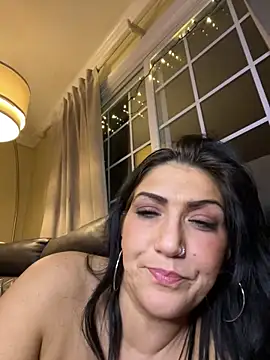 LittleMissEeve – Naživo XXX chat