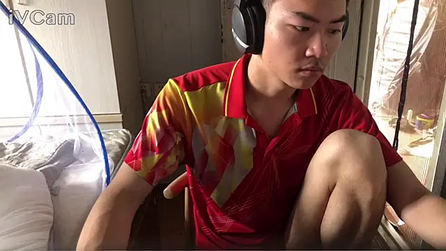 dyjdddttj's Live XXX Chat