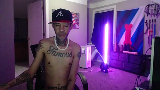 Michigan9000's Live XXX Chat