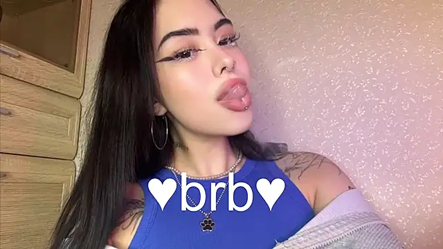 Chat +18 de baby__kim ao vivo