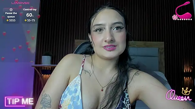 Czat XXX na żywo – emma_hiltonn_