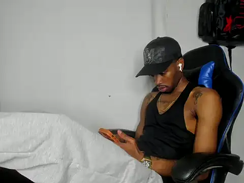 Kofi_exotic_2 Webcam show