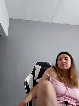 Chat XXX Live __Emma__11__Lecat_