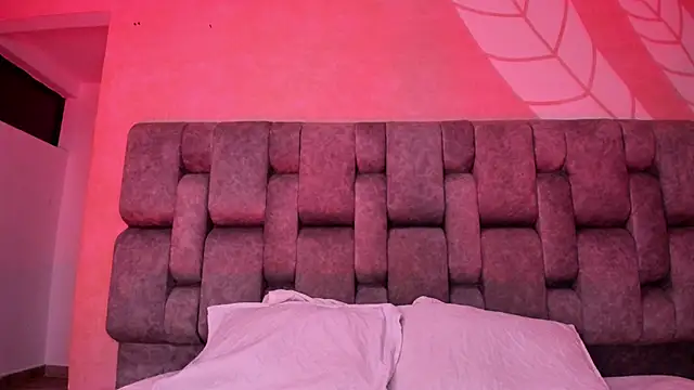nahomyrusell ওয়েবক্যাম শো