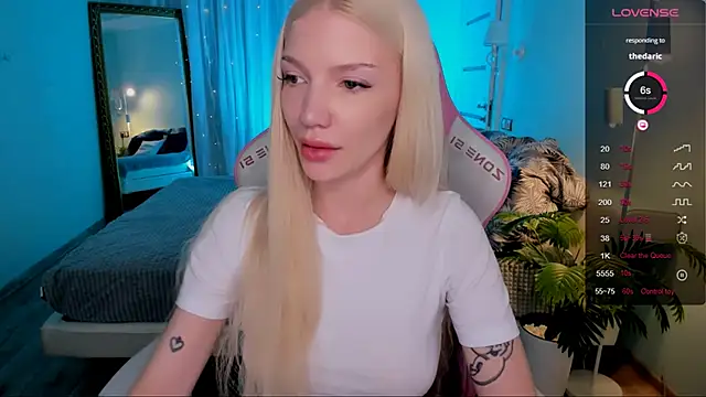 Chat XXX en directo de AnyaTaylor_